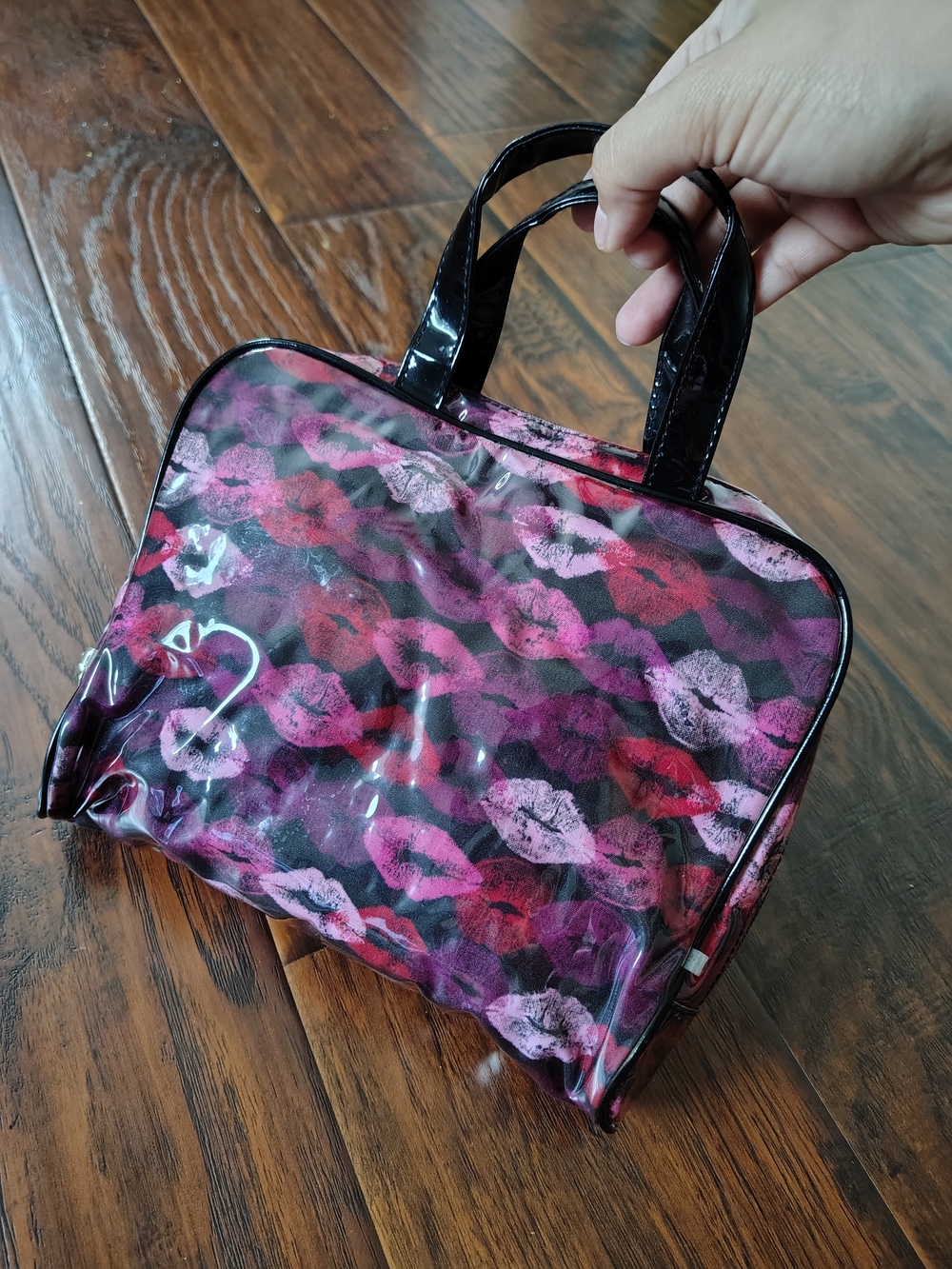 Joe Boxer Pink and Red Kiss-Print Travel Bag